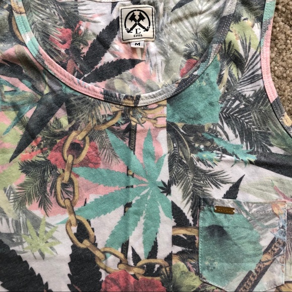 Civil Tank Top 🌸🌴 - Picture 2 of 6